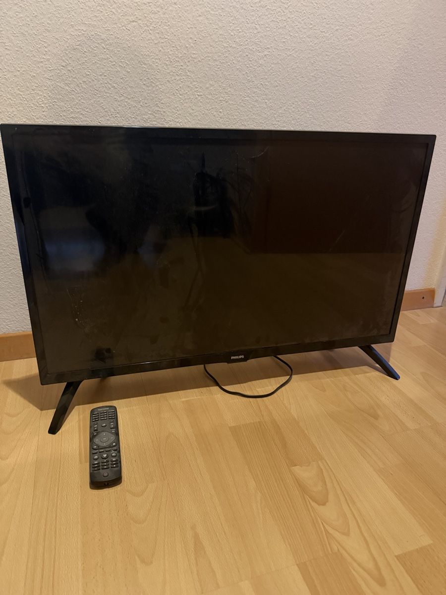 Televisori: Philips 32 PHS 4012/12 HD-Fernseher – Usato da Zug venduto da AyseU