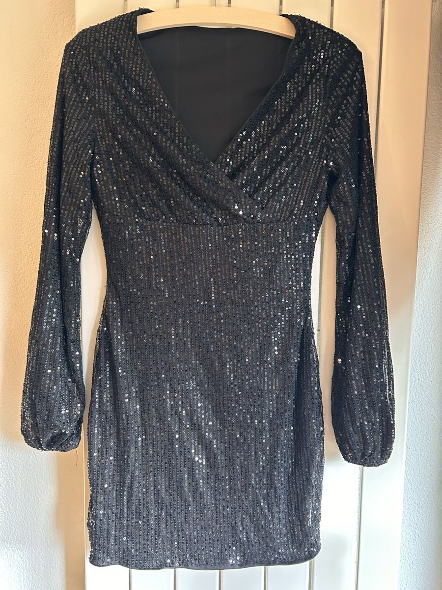 Kleider: Robe sequins noir XS – Gebraucht aus lausanne von Lilos77