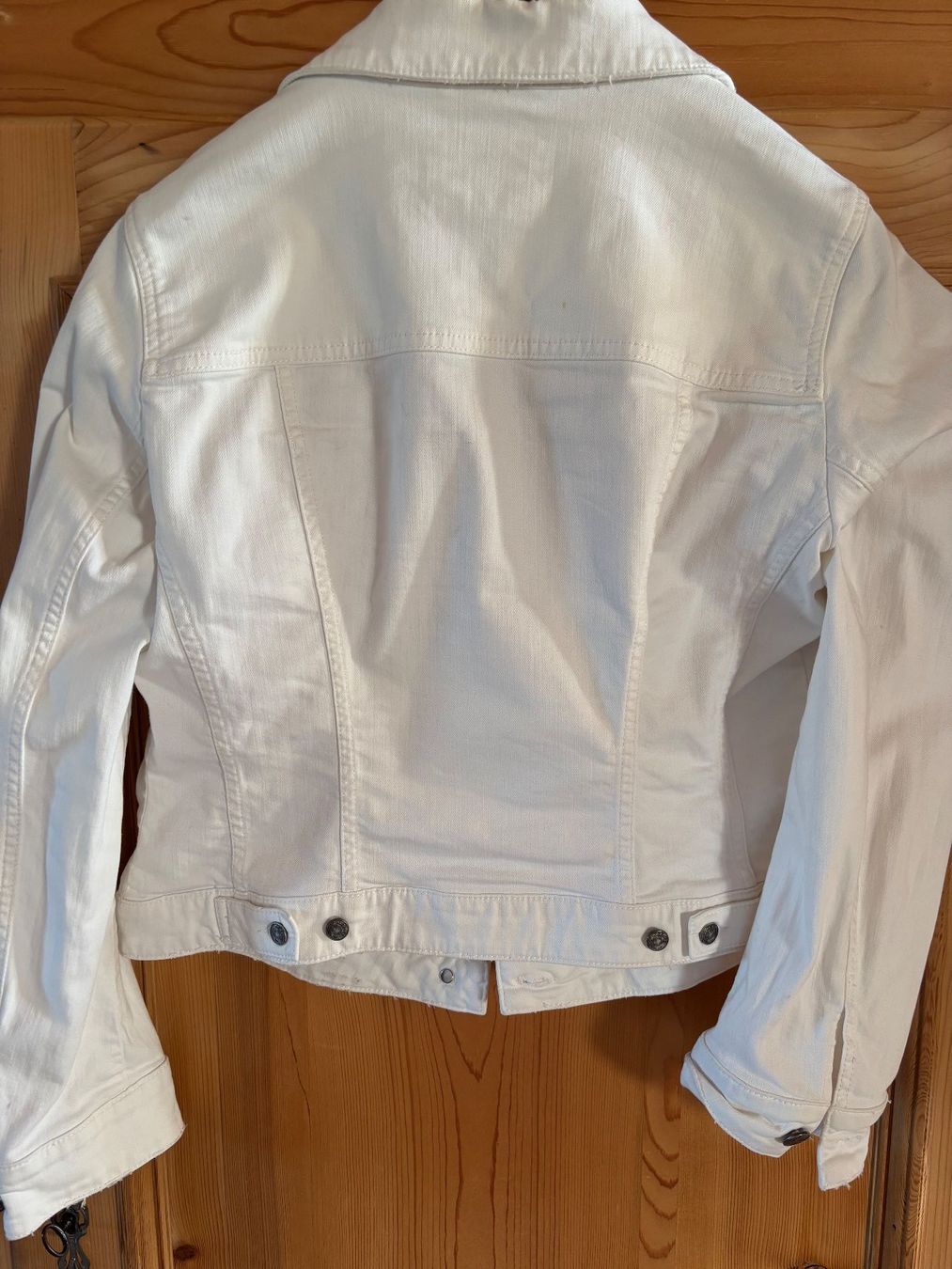 Hugo Boss Giacche: Hugo Boss Jeansjacke weiss – Usato da Weinfelden venduto da stella79 4