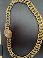 Goldfarbener Gürtel 