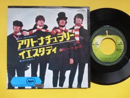The Beatles – Act Naturally / Yesterday