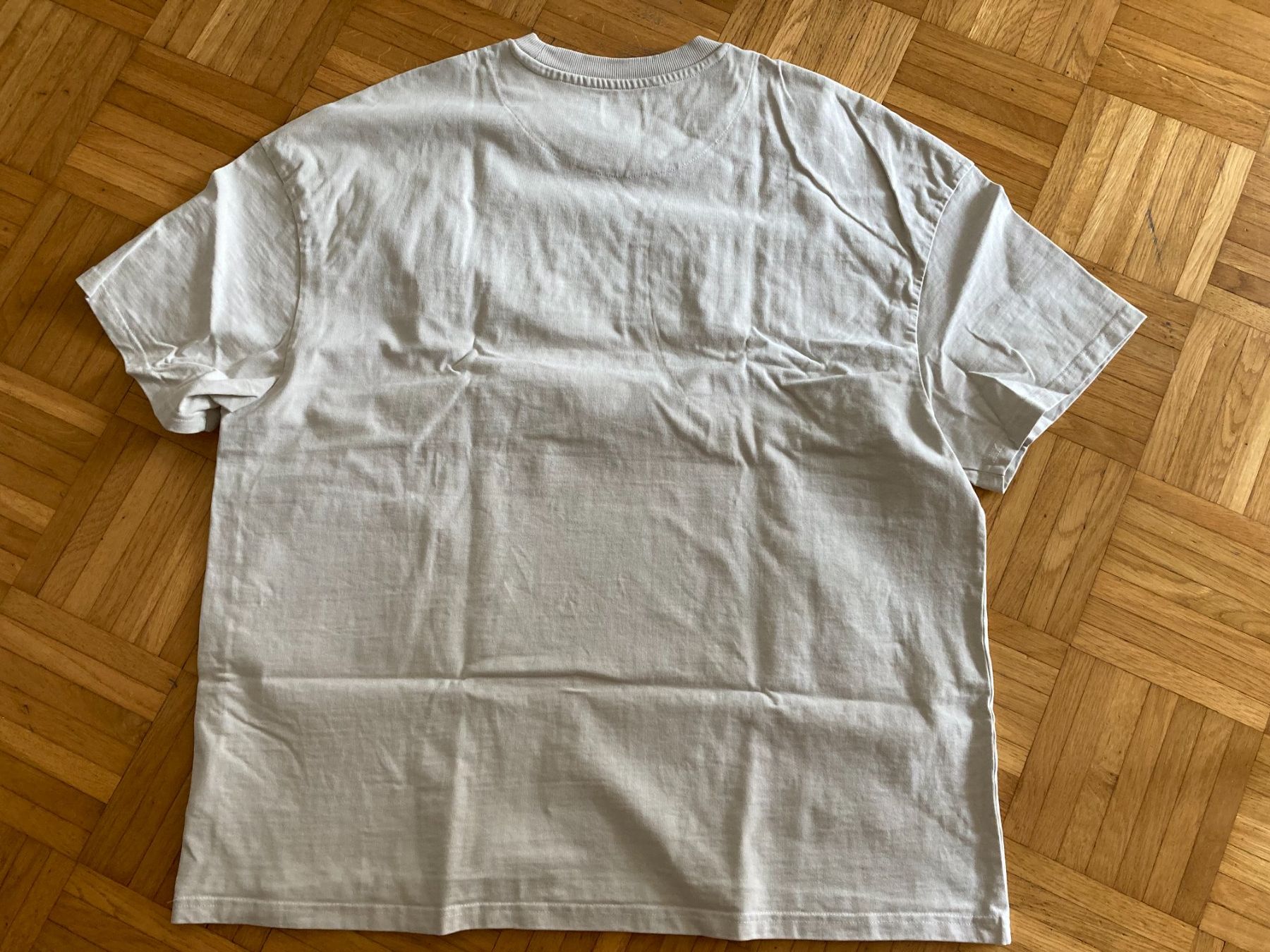 T-shirt: Karl Kani T-Shirt beige – Usato da Obfelden venduto da miau68 4