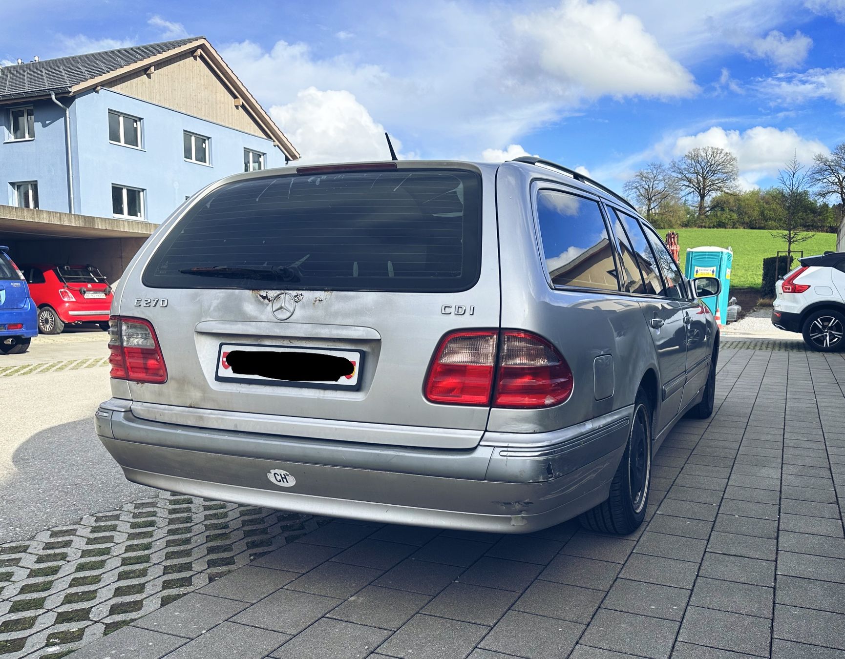 Mercedes-Benz Autos: Mercedes E270 CDI W210 Vollaustattung mit MFK – Gebraucht aus Bleienbach von  8