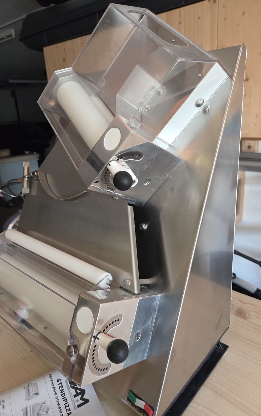 Komplettküchen: Teigausrollmaschine – Gebraucht aus Buch am Irchel von alex.kyburz 1