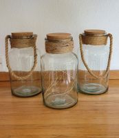 3 Dekogläser mit Korkdeckel und 1 Lichterkette gebraucht