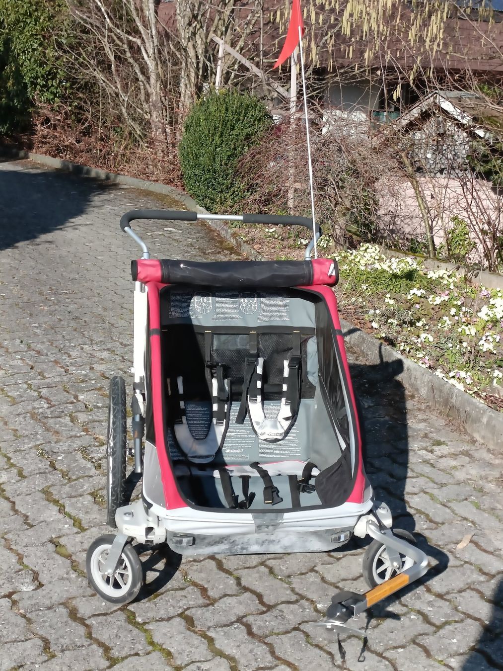 Thule Rimorchi: Thule Chariot Cougar 2 Veloanhänger – Usato da Wohlen b. Bern venduto da Hugoline 4