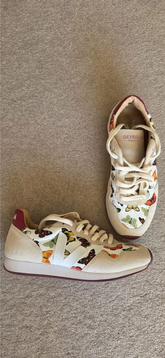 Veja Chaussures femmes: Schöne Sommerschuhe Veja – Neuf (Voir description) à Winterthur par nic_r7kj