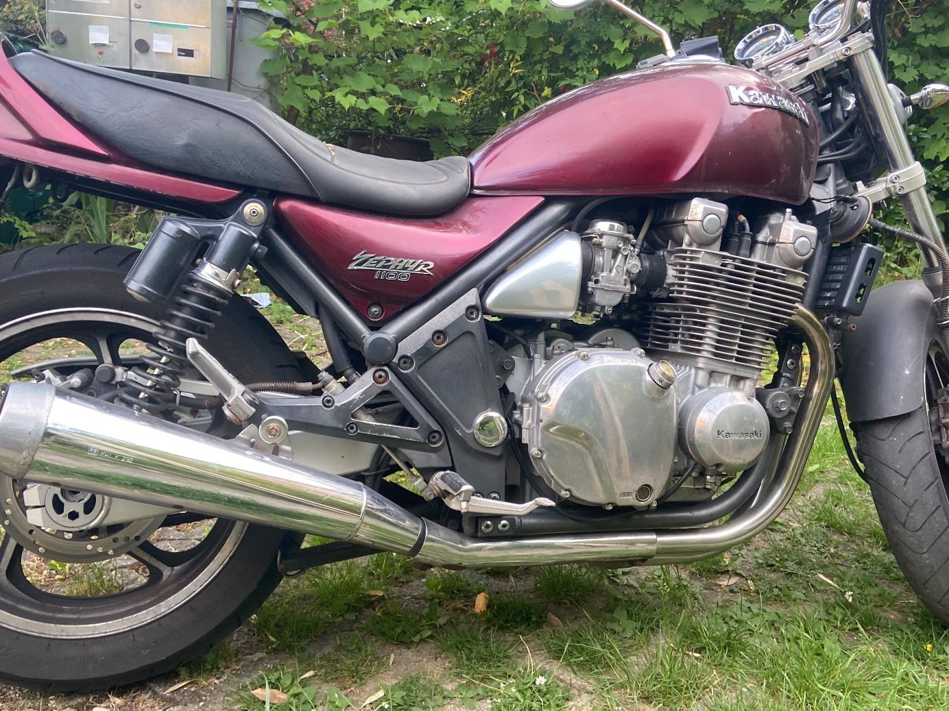 Kawasaki Touring: Kawasaki Zephyr 1100 – Usato da Meilen venduto da rowland534 2