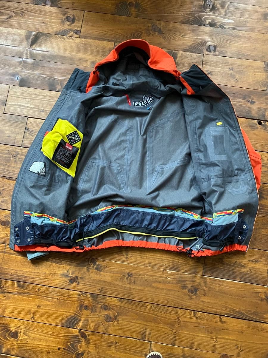 Volcom Jacken: Volcom Gore -Tex Jacket XL – Gebraucht aus La Chaux-de-Fonds von sebich 3