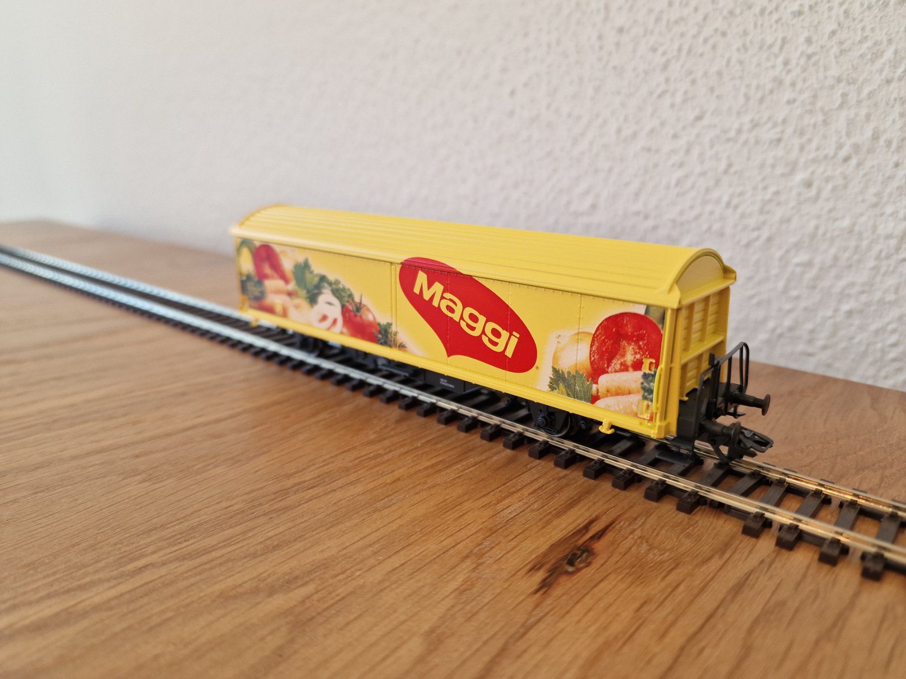 Märklin Modellini di ferrovie: SBB Maggi Güterwagen H0 – Usato da Matten b. Interlaken venduto da lor_hr9w 2