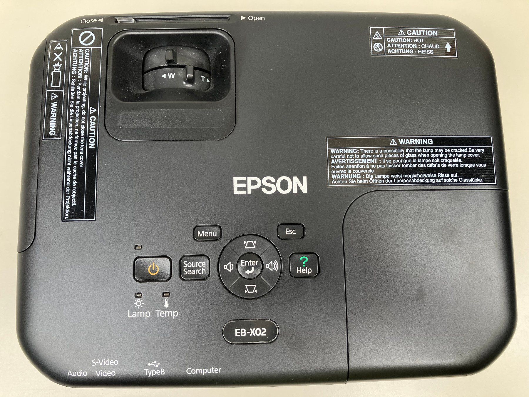 Epson Vidéoprojecteurs: Epson Multimedia Projector EB-X02 – D'occasion à Stallikon par Colombaccio 2