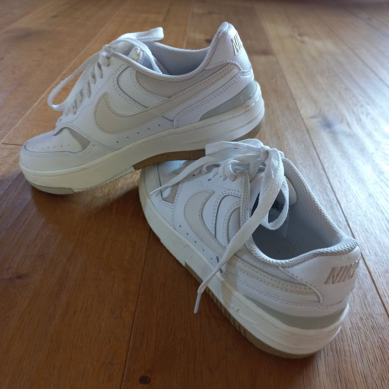 Nike Scarpe da donna: Nike Sportswear, Sneaker – Usato da Brienz BE venduto da desire03 4