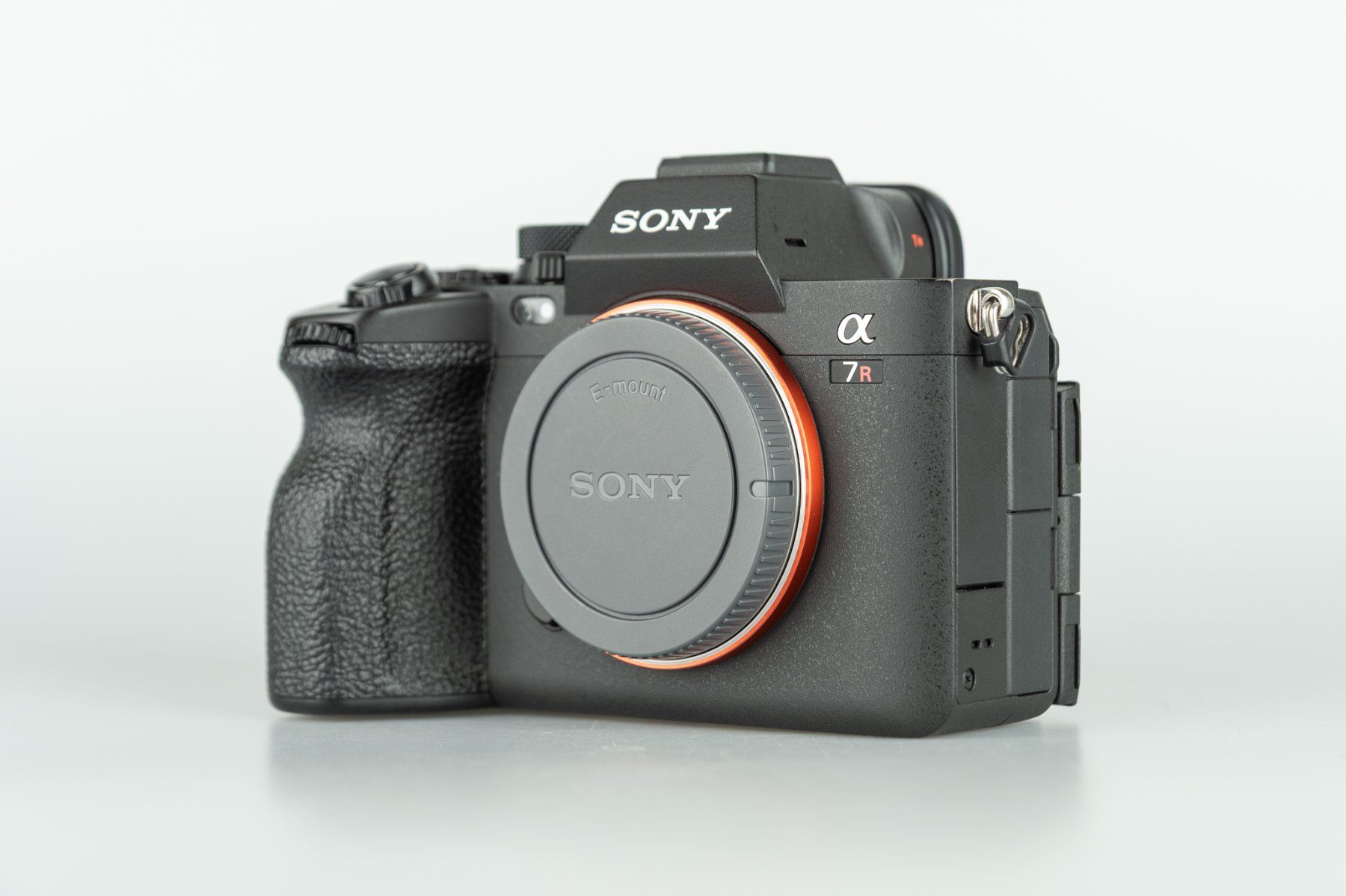 Sony Fotocamera: Sony A7R Mark V Gehäuse (5) – Usato da Frauenfeld venduto da foto_winiger_gmbh 1