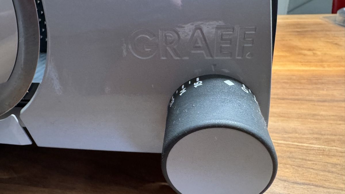 Graef Elettrodomestici da cucina: Graef Universal Slicer Economic Model, grey, used condition – Usato da Kilchberg ZH venduto da ideferrari 2