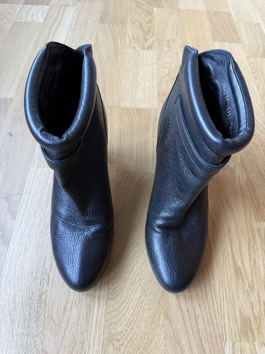 Bally Chaussures femmes: Bally Stiefel – D'occasion à Basel par pet_y7pt