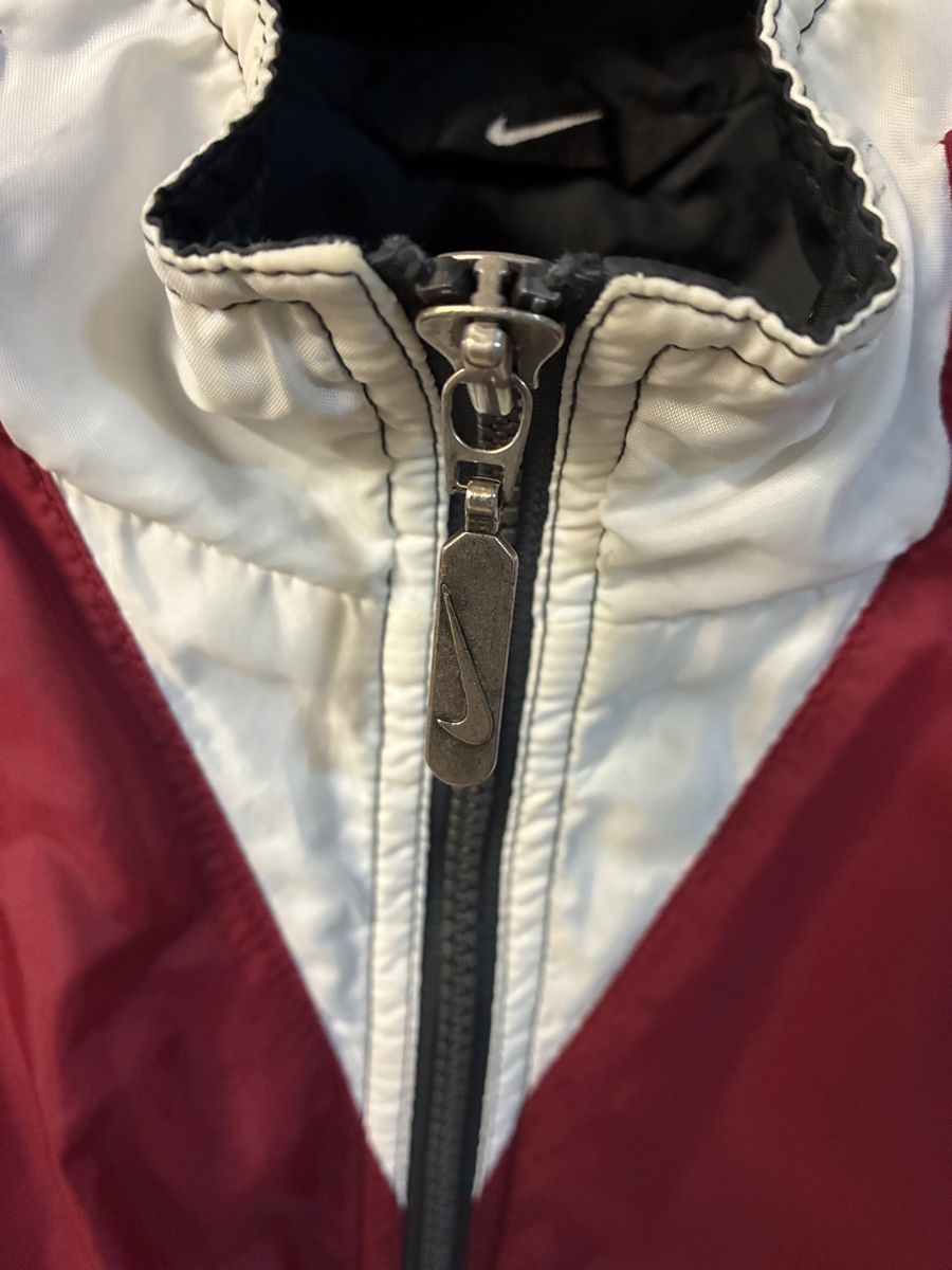 Nike Jacken: Nike Retro Trainerjacke – Gebraucht aus Zürich von DEPOT3000 1