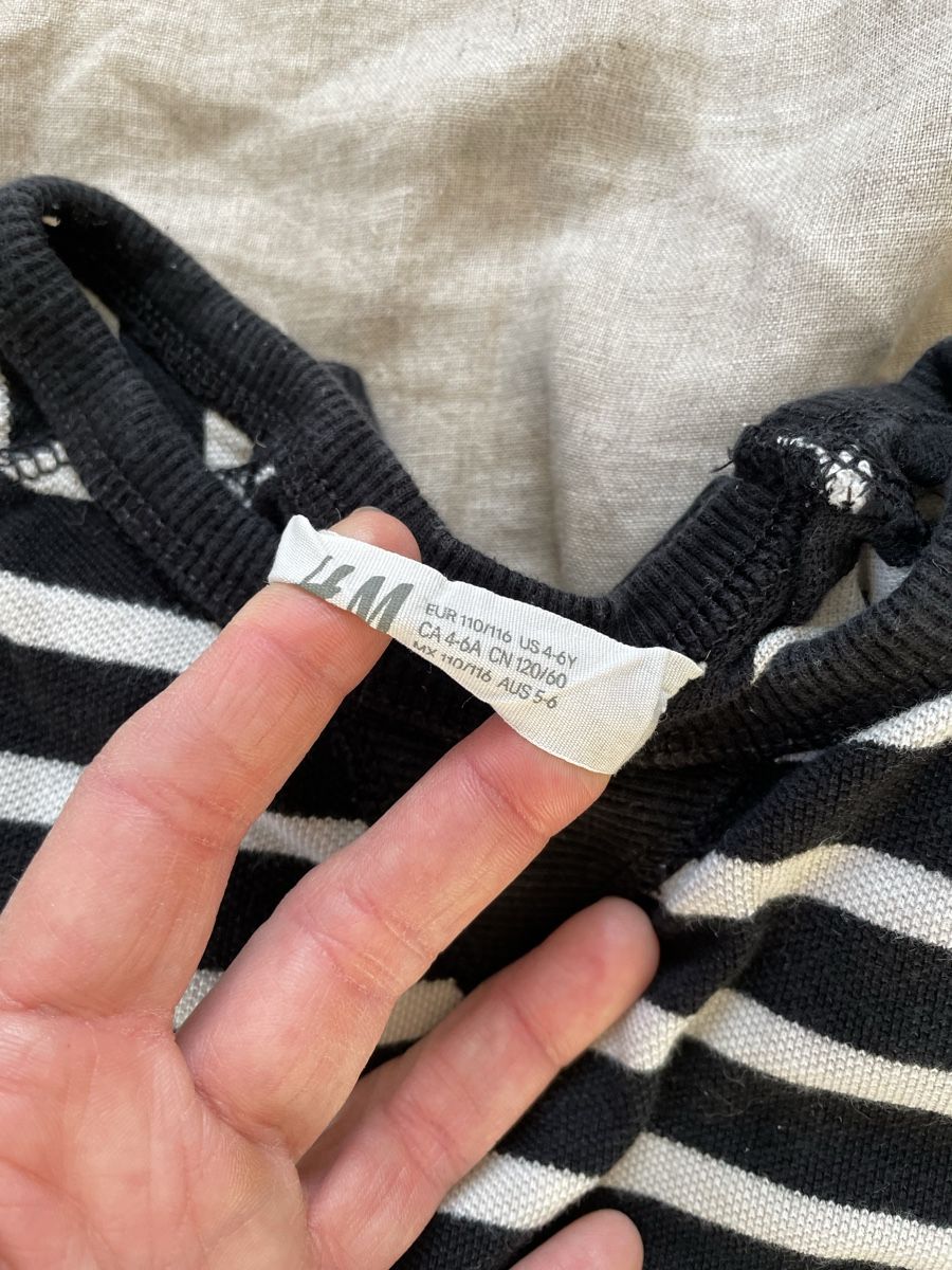 Ensembles coordonnés: Kinder Kleiderpaket, Pullover/Jäckli Gr. 116/122 – D'occasion à Neukirch an der Thur par bee88 1
