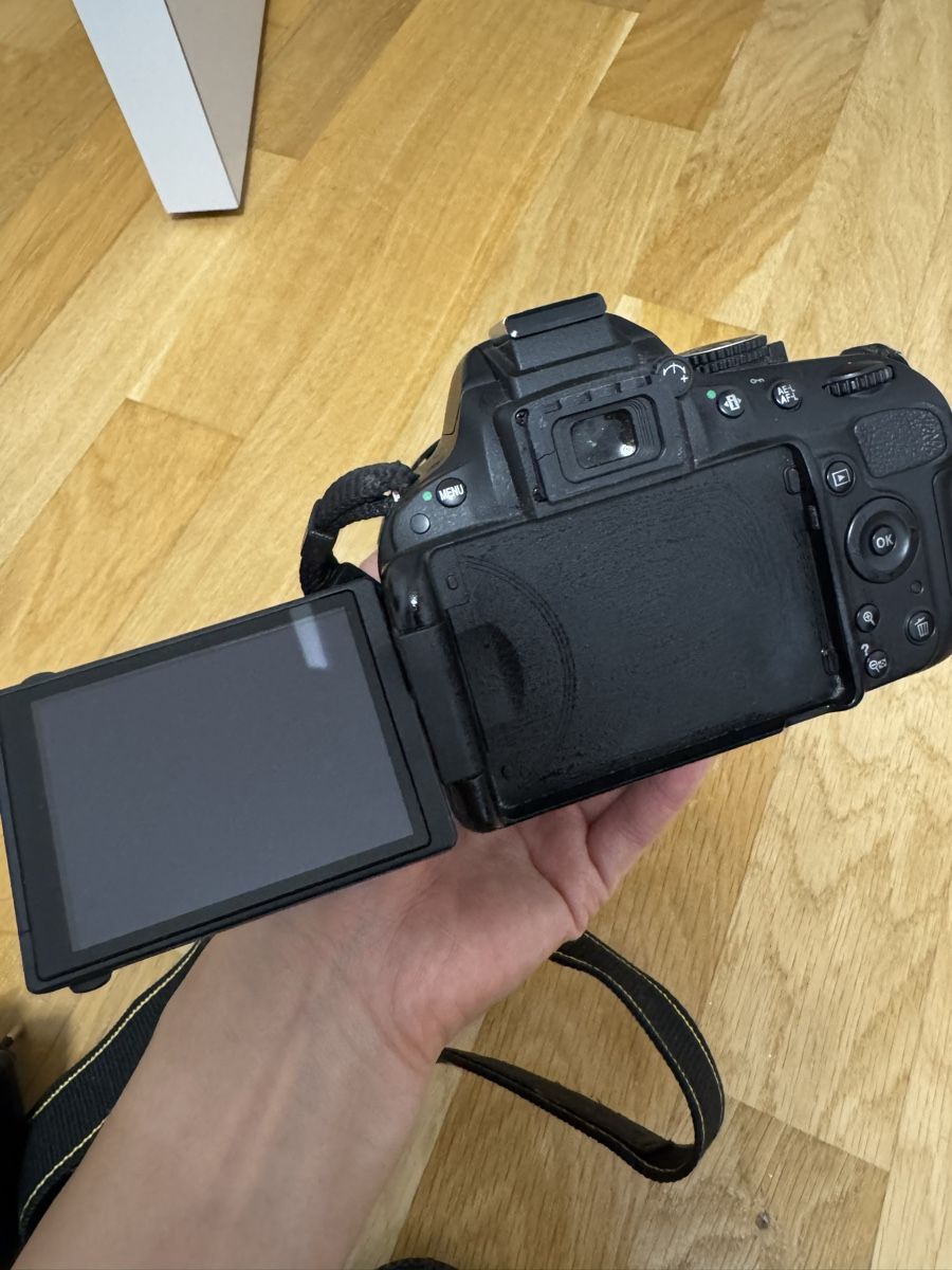 Nikon Fotocamera: Nikon camera D5100 – Usato da Aarau Rohr venduto da mic_d6nr 2