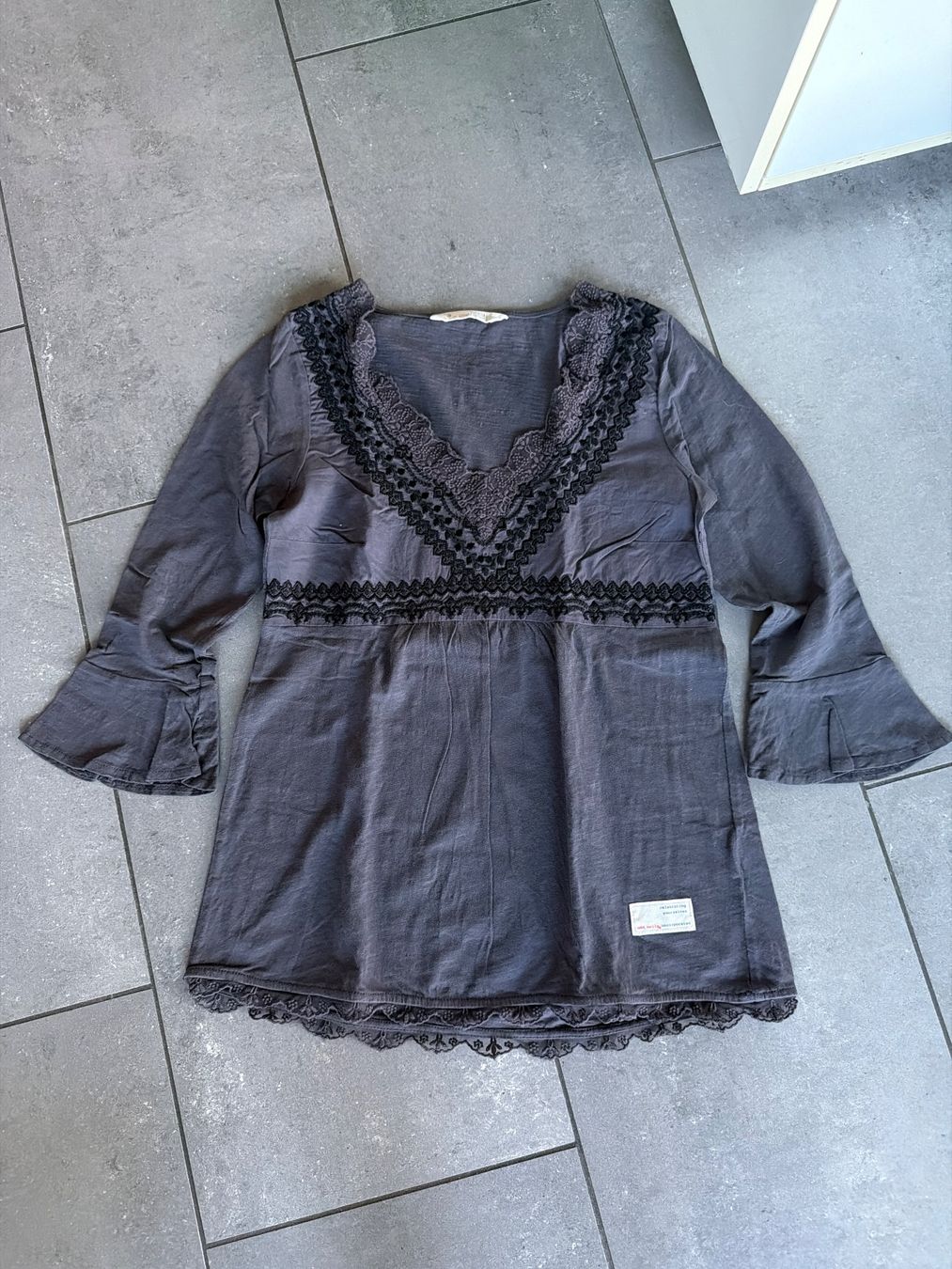 Odd Molly Maglioni & Felpe: Wunderschönes Shirt von Odd Molly – Usato da Steffisburg venduto da elle013
