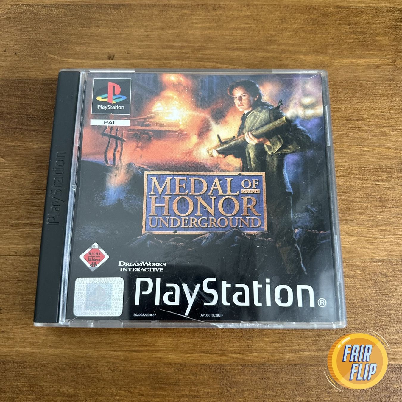 Jeux: Medal of Honor Underground PS1 – D'occasion à Luzern par fairflip