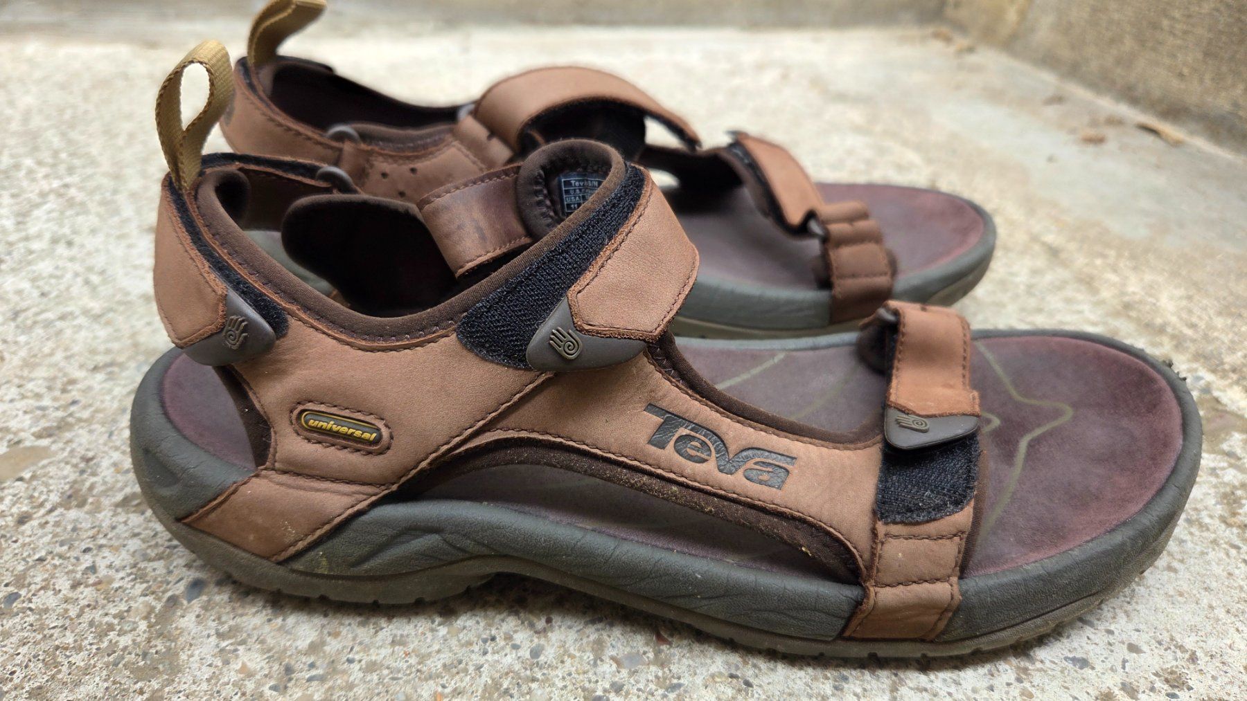 Teva Chaussures hommes: Teva Sandalen – D'occasion à Wiesendangen par Wirellek 1