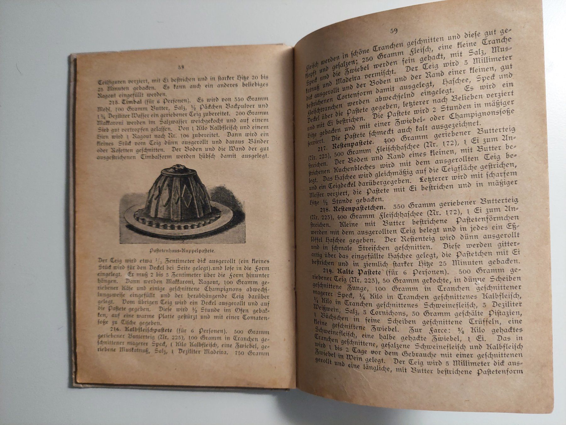Bücher: Neues Schweizer Kochbuch mit Abbildungen 1920 antik – Gebraucht aus Wil SG von ram_c5j2 5