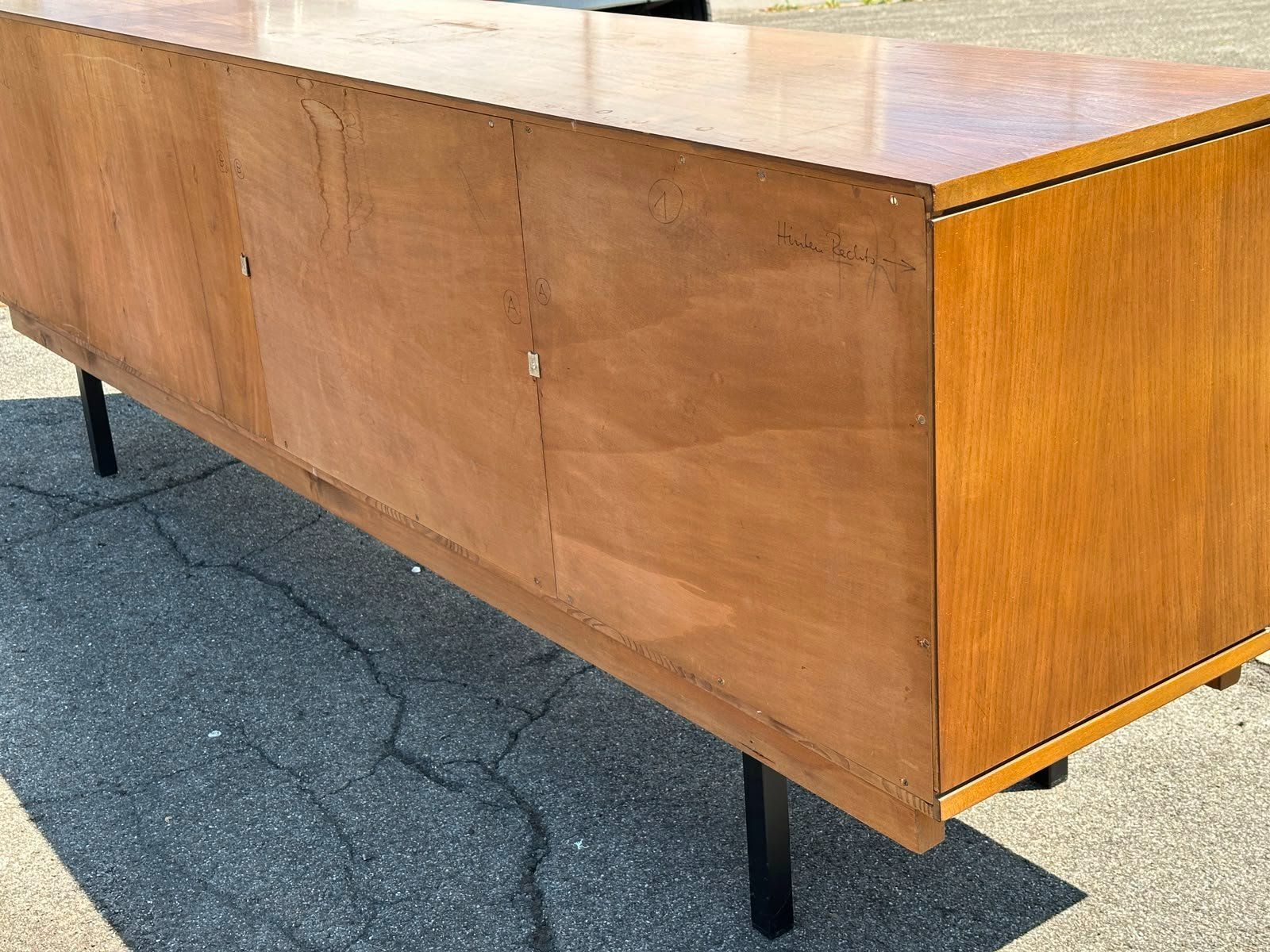Cassettiere: Mid-Century Sideboard - Türen, Schubladen - Ref. 07/34 – Usato da Au ZH venduto da BrockiAu 4