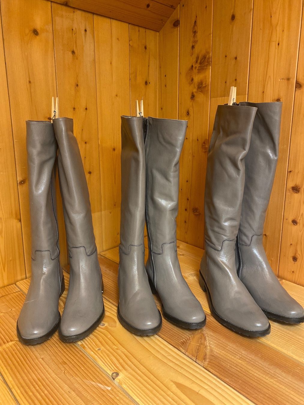 Scarpe da donna: Stiefel Leder, NEU, Größen 37,40 -S9 – Nuovo (secondo la descrizione) da Recherswil venduto da paulchen09 1