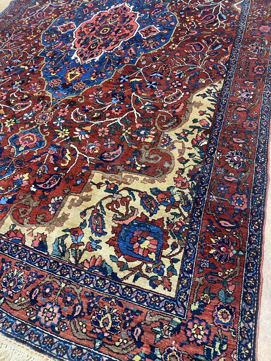 Tappeti: Antike Perser Teppich Bakhtiar mit natürliche Farben – Usato da Männedorf venduto da Adamiat 1