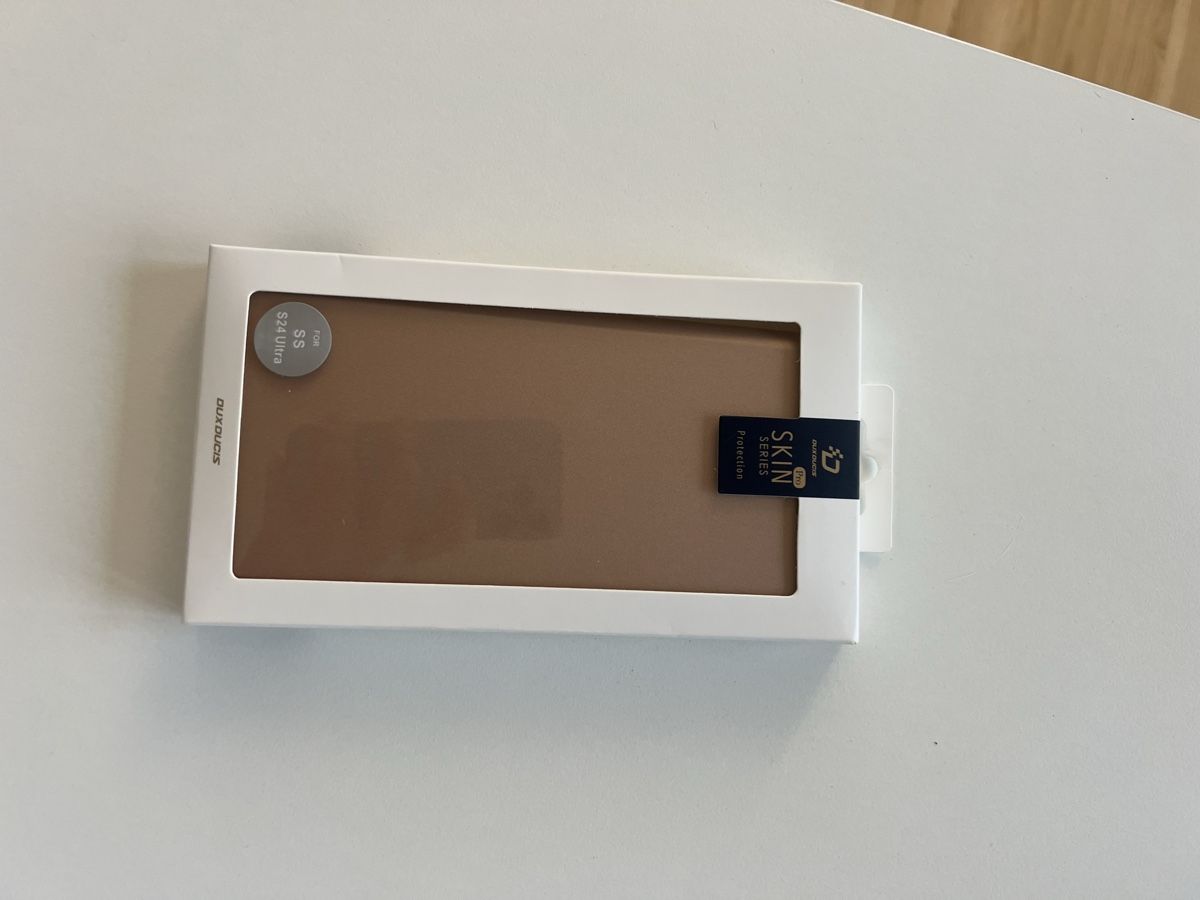 Topcase: Handy Hülle  – Nuovo e nell'imballaggio originale da Villmergen venduto da Elcus7 1