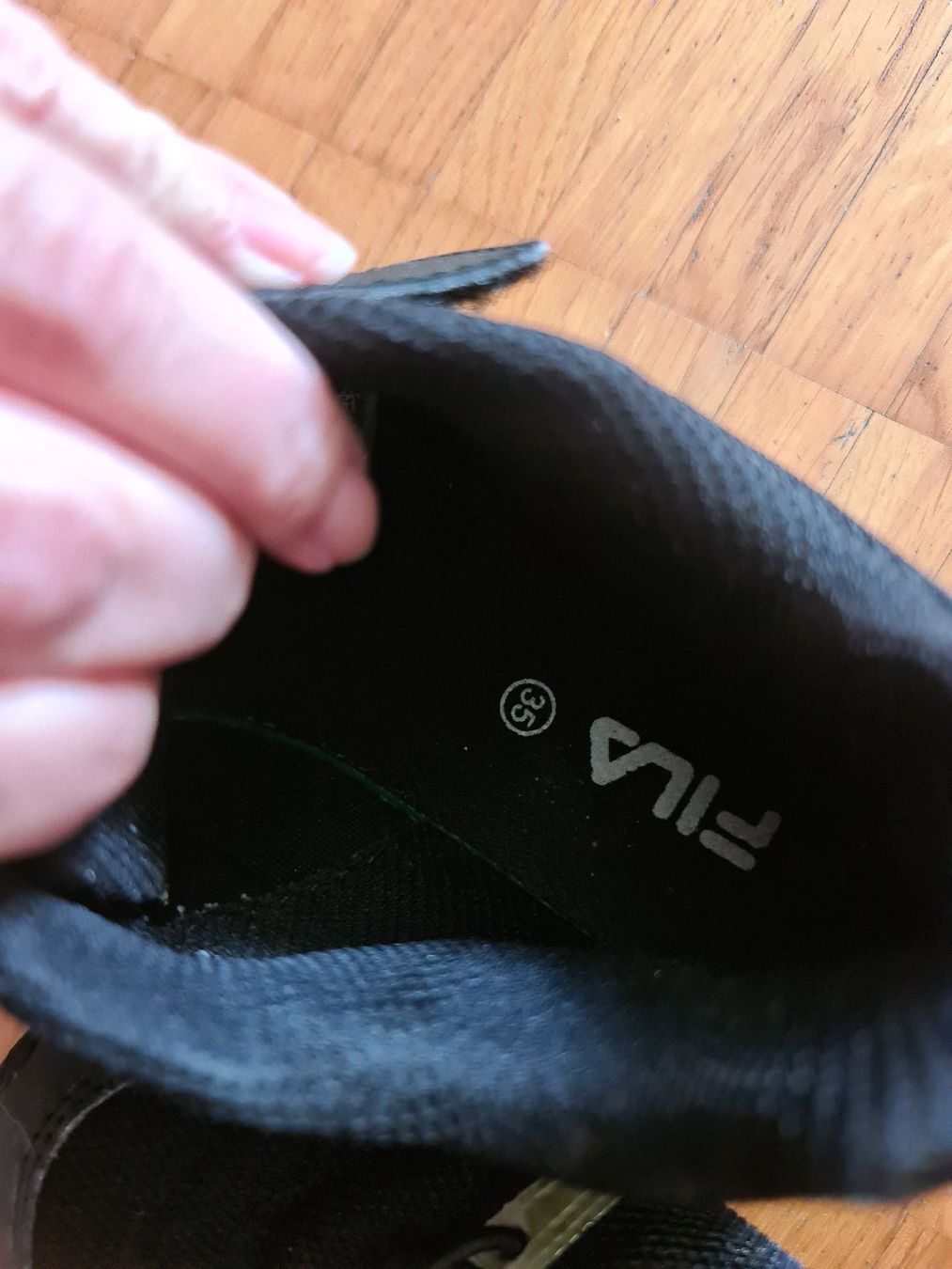 Fila Schuhe für Jungen: Fila Sneaker schwarz Grösse 35  – Neu (gemäss Beschreibung) aus Emmenbrücke von gatasalvache 6