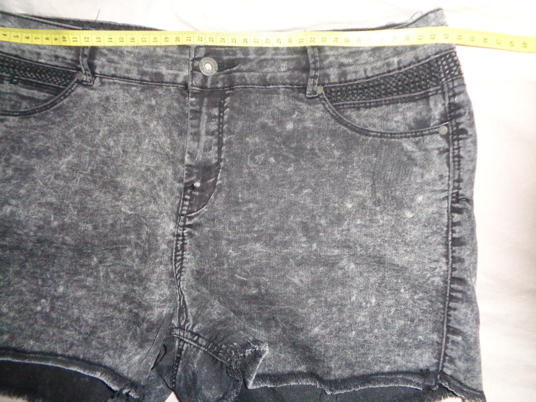 Hosen: Kurze Hose Damen, Gr.40 – Neu (gemäss Beschreibung) aus Tafers von kor_jf9w 8