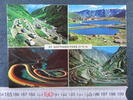 ST.GOTTHARD-PASS STRASSE OLDTIMER AUTO'S