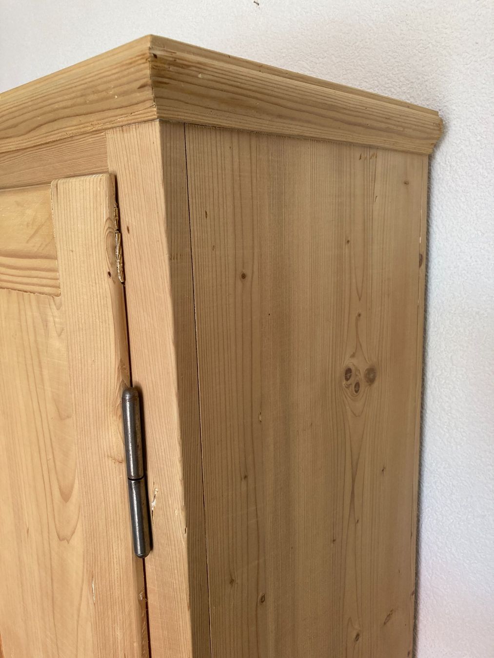 Schränke: Antiker Schrank – Gebraucht aus Wil SG von Pin05 1
