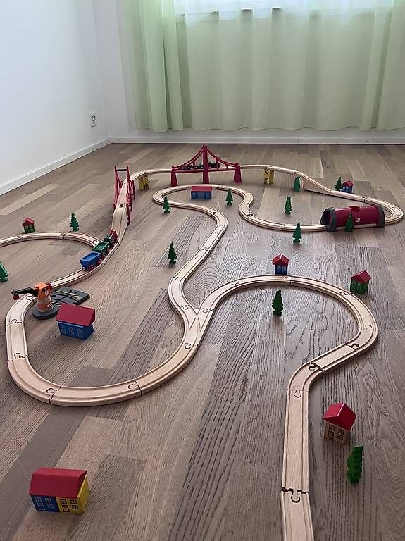 Giocattoli: Holzeisenbahn – Usato da Chur venduto da th8_2ggk 1