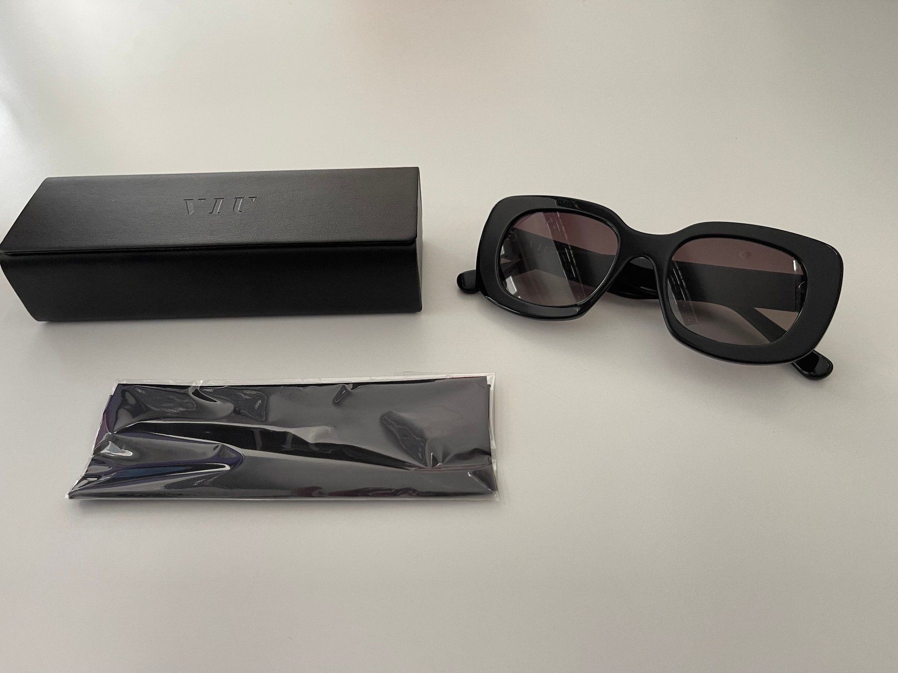Occhiali & Lenti: VIU Sonnebrille The Lover – Usato da Bern venduto da aurora030