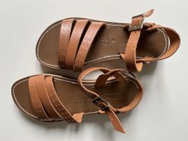 NEUE Ledersandalen, Grösse 38 - Sommer Look Top!