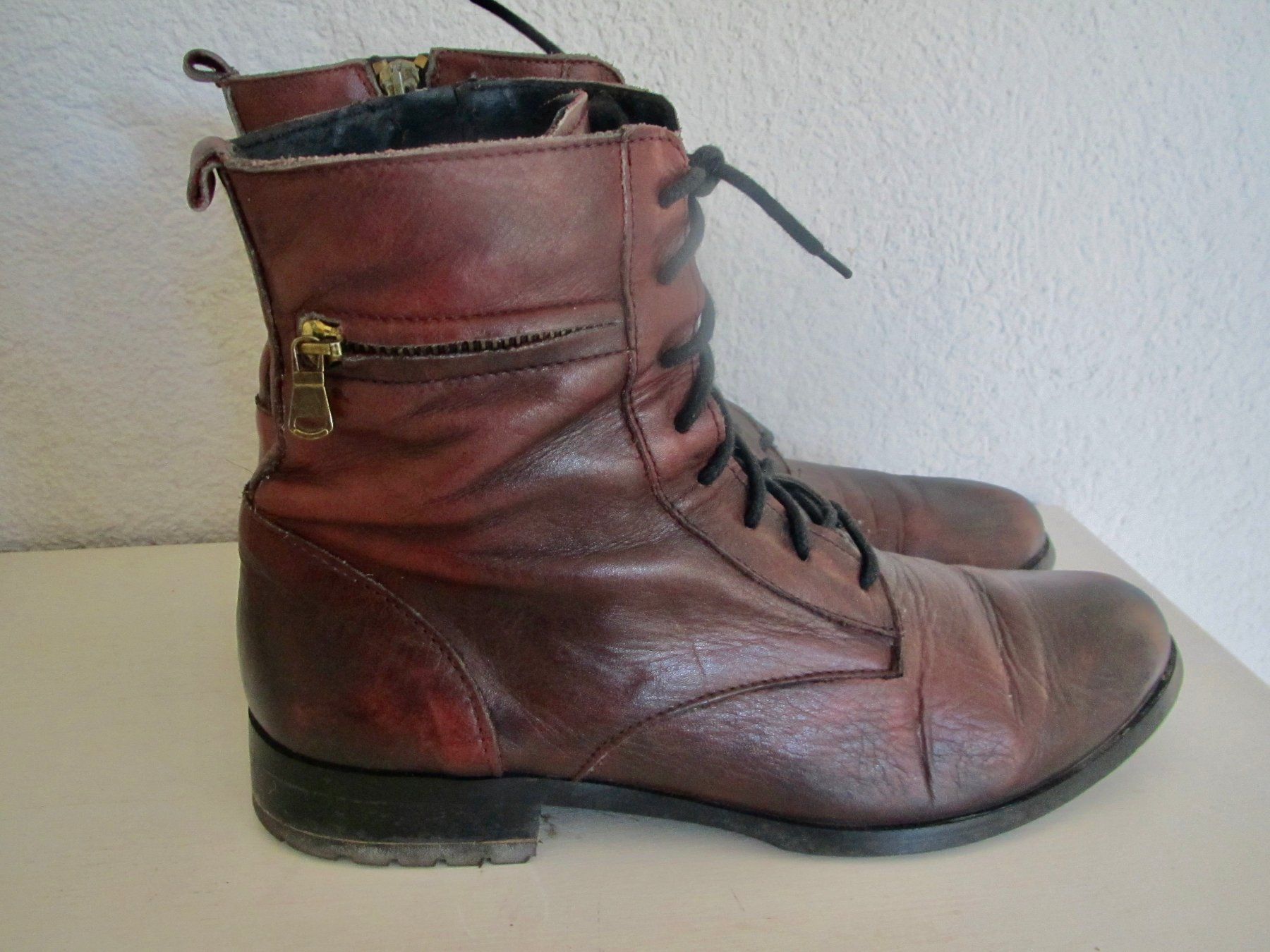 Scarpe da donna: BOTTINES MAX  SWISS MADE – Usato da Murten venduto da Selliot