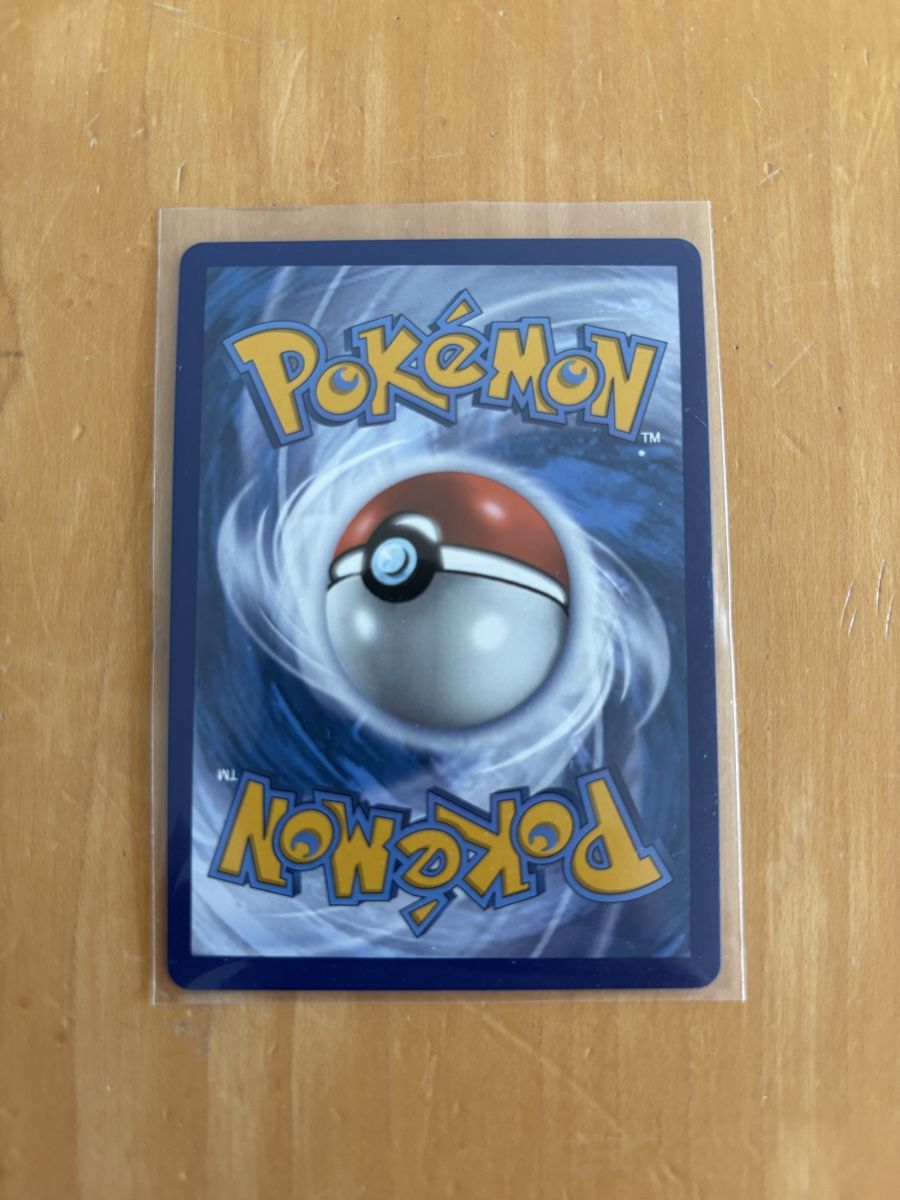 Pokémon Carte collezionabili: Pokemonkarte Charizard V - Top Zustand – Usato da Dättwil AG venduto da indeed22 1