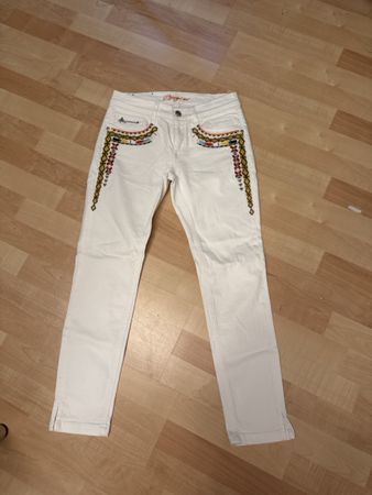 Bogner Jeans Damen Weiss Grösse 34 bestickt guter Zustand
