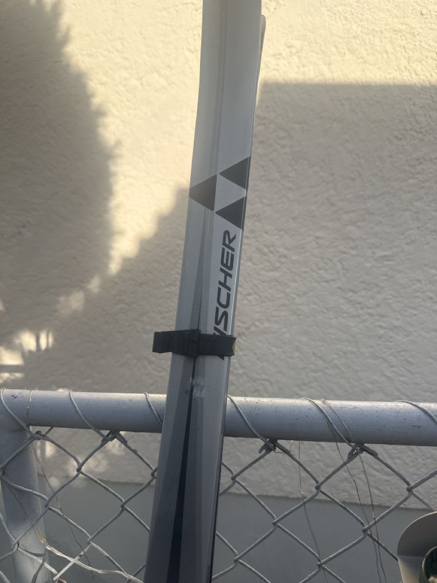 Fischer Sci: Fischer Ski 174cm mit Bindung Alpine – Usato da Zürich venduto da Krikri21 3