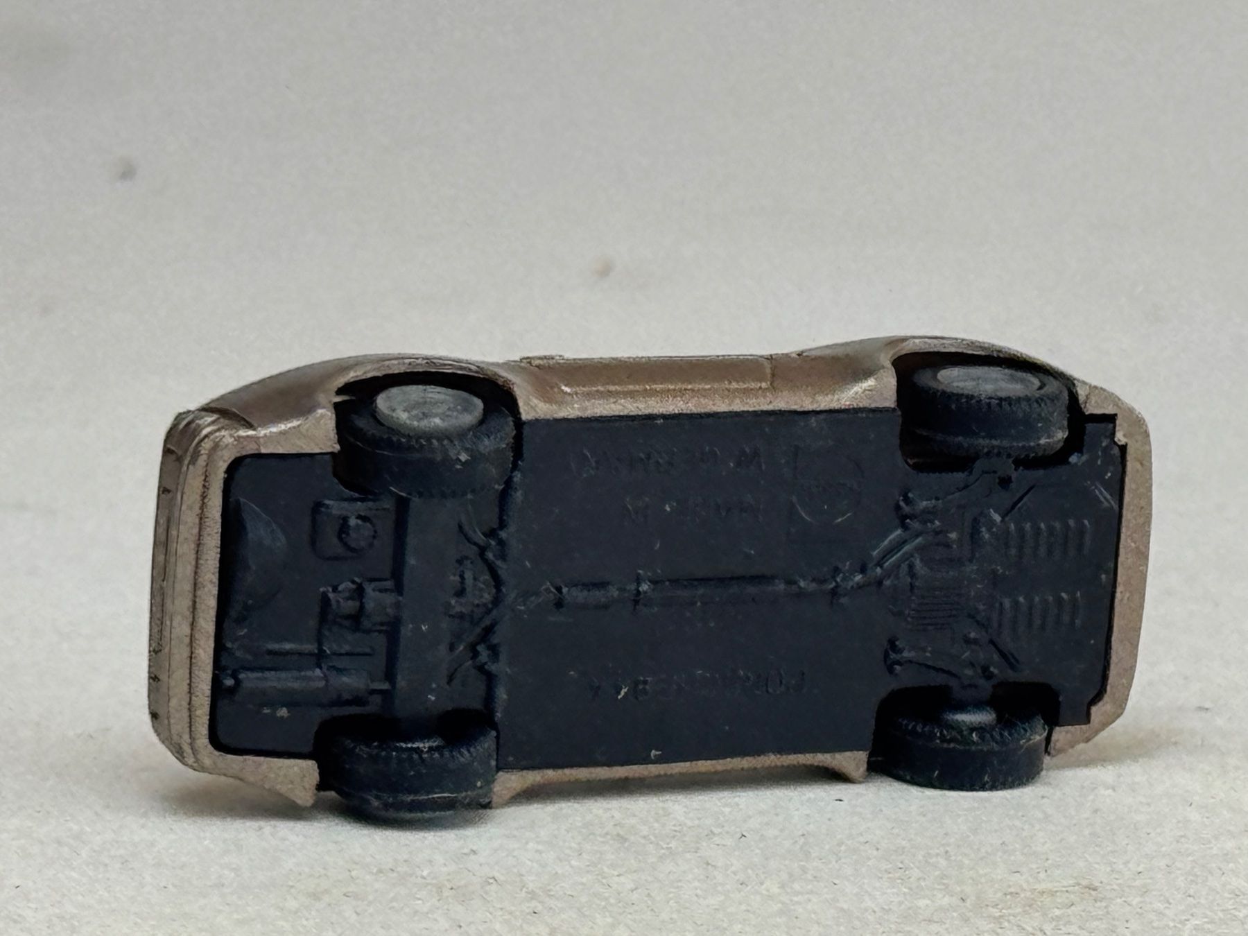 Herpa Modellini d'auto: VE1- Herpa Porsche 944 goldmetallic – Usato da Elm venduto da Wikmtz 2