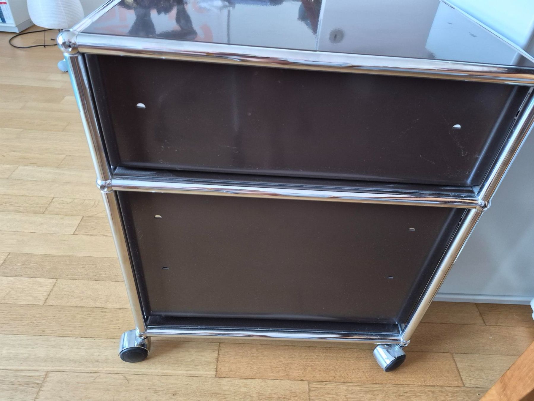 USM Banconi: USM Rollcontainer, dunkelbraun – Usato da Zürich venduto da JeaNo21 1