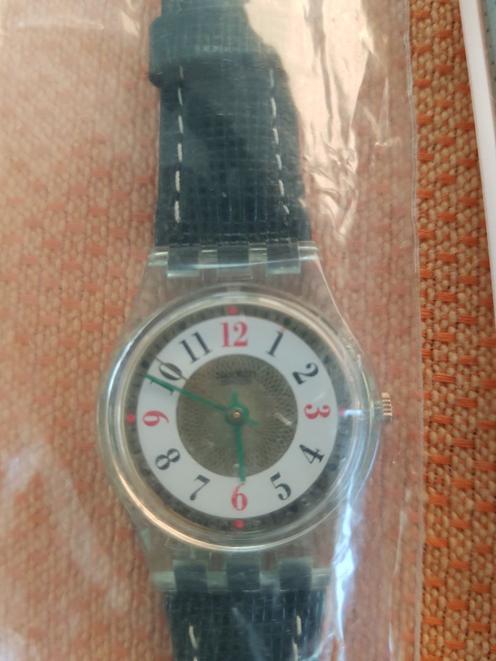 Swatch Uhren: Swatch DamenUhr AG 1994 neu – Gebraucht aus Biel / bienne von Sarouch9