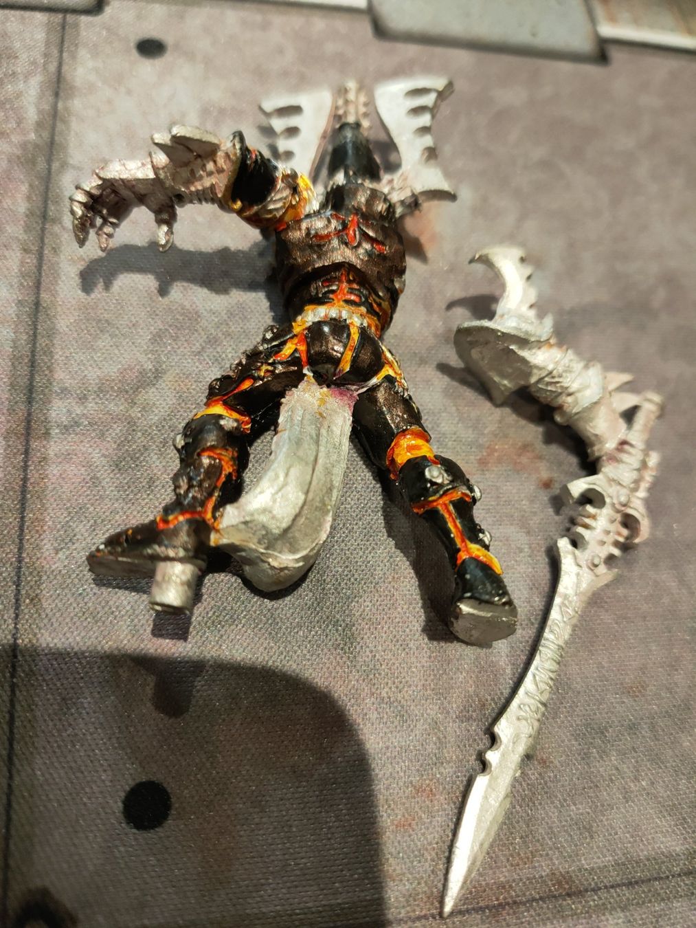 Kit di modellismo & Modellini statici: Avatar Aeldari, Eldar, Warhammer 40k – Usato da Baden venduto da Araneus 1