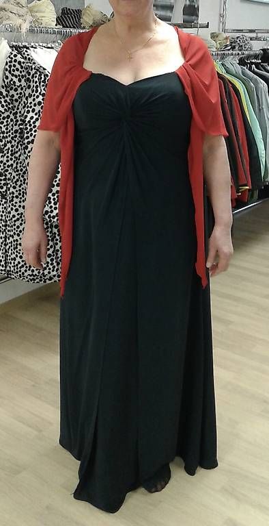 Vestiti: Abendkleid – Usato da Tägerig venduto da Olho111 2