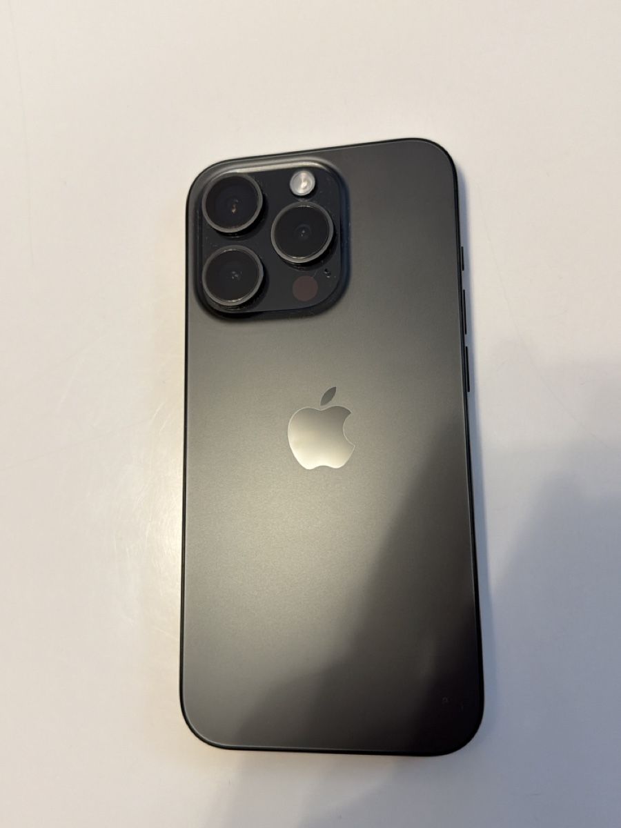 Apple Handys / Smartphones: Iphone 15 PRO 128 GB, Black titanium – Gebraucht aus Zug von Arka1234 2