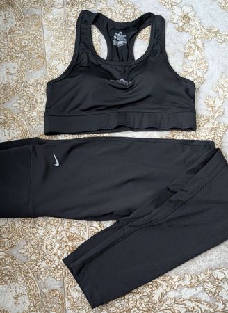 Sport-BH Adidas & Nike Leggings Schwarz Gr. S/M 