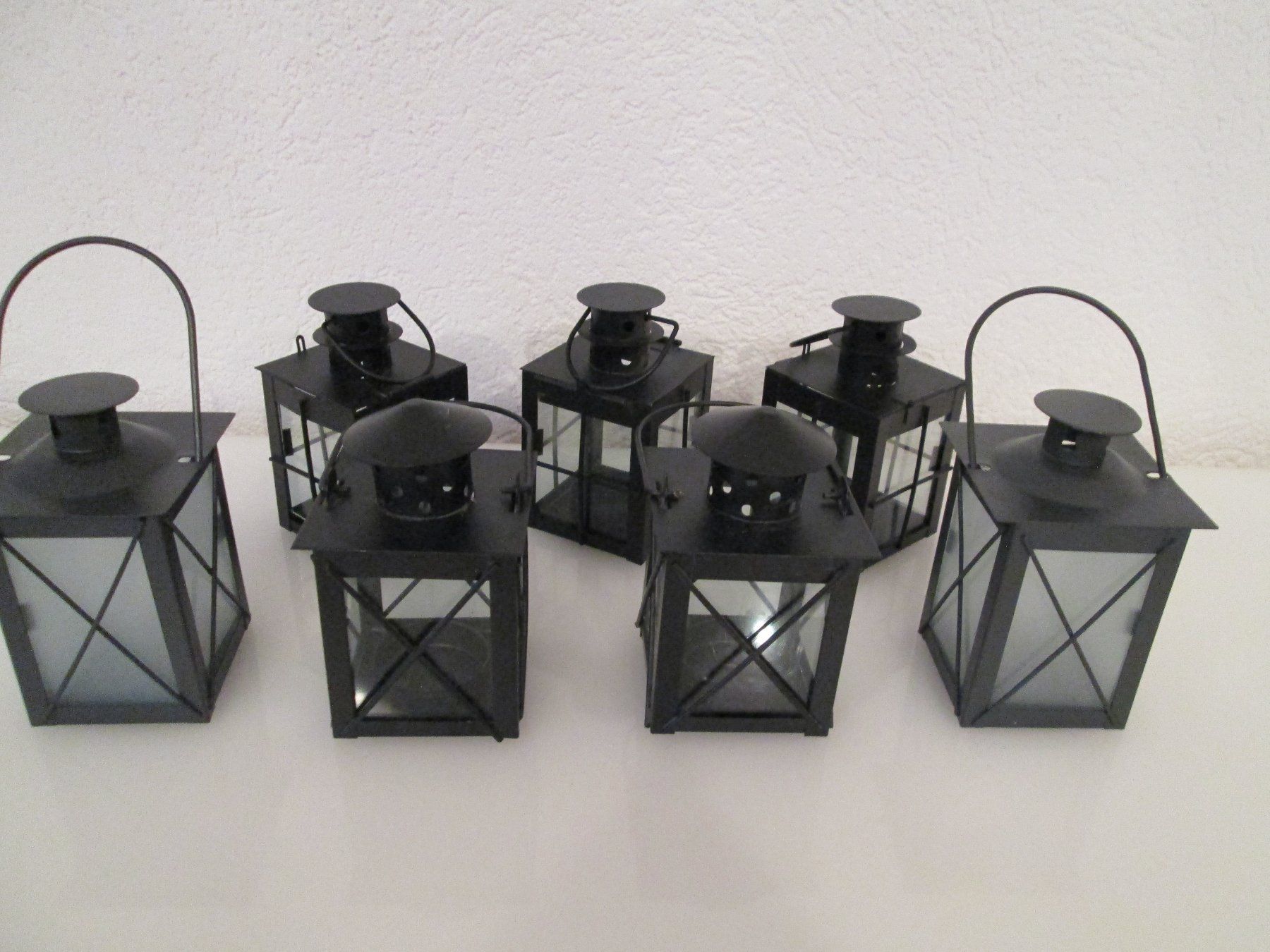Lanterne: 7 Mini  Laterne. Schwarz – Usato da Movelier venduto da ddomenika 2