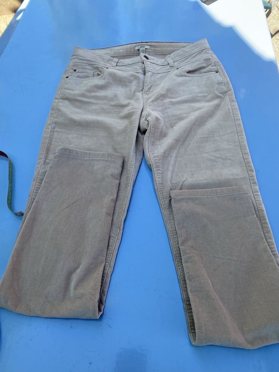 Pantaloni: Esprit Cord Hose – Usato da Herrenschwanden venduto da Cate67 1